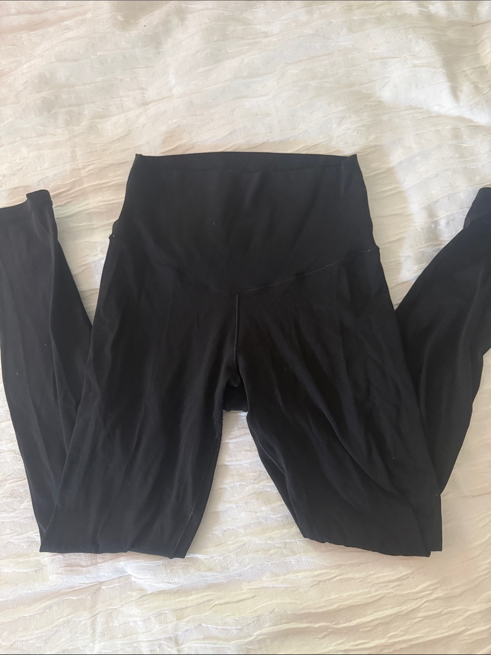Aeire High-Rise Black Leggings